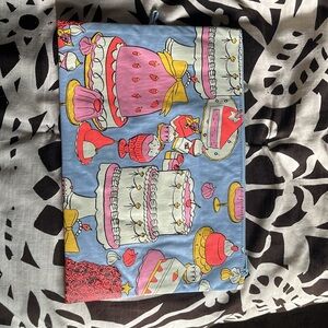 NWOT pastry Baggu pouch